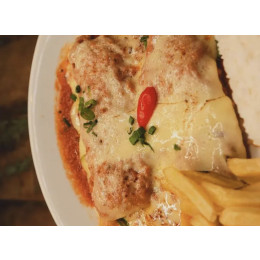 Parmegiana de Carne ou Frango (2 pratos)